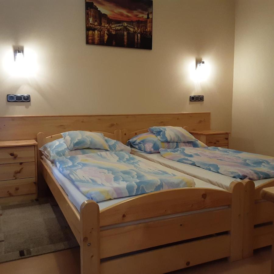 Hotel Pannon Panzio Restaurant Pannonhalma Zewnętrze zdjęcie