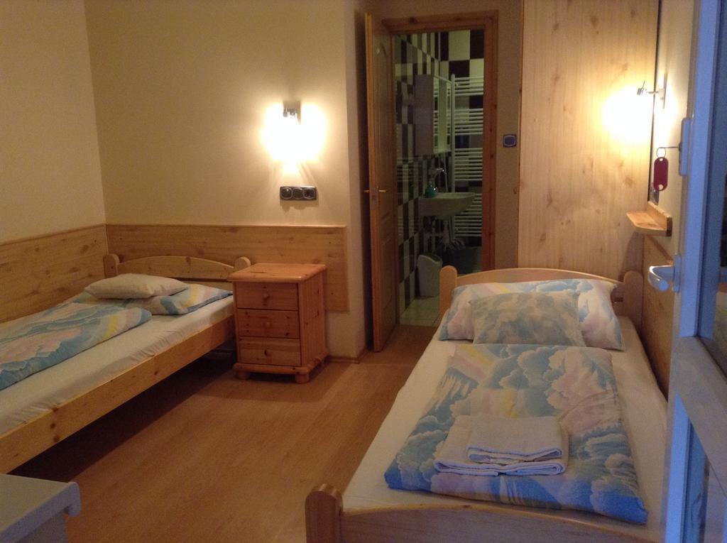 Hotel Pannon Panzio Restaurant Pannonhalma Zewnętrze zdjęcie